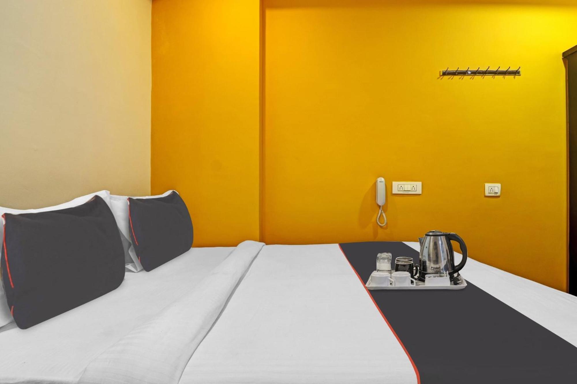 Super Collection O Gachibowli Hotel Kondapur  Bagian luar foto