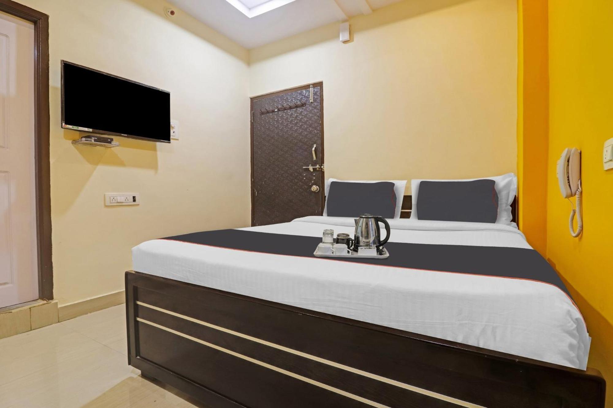 Super Collection O Gachibowli Hotel Kondapur  Bagian luar foto